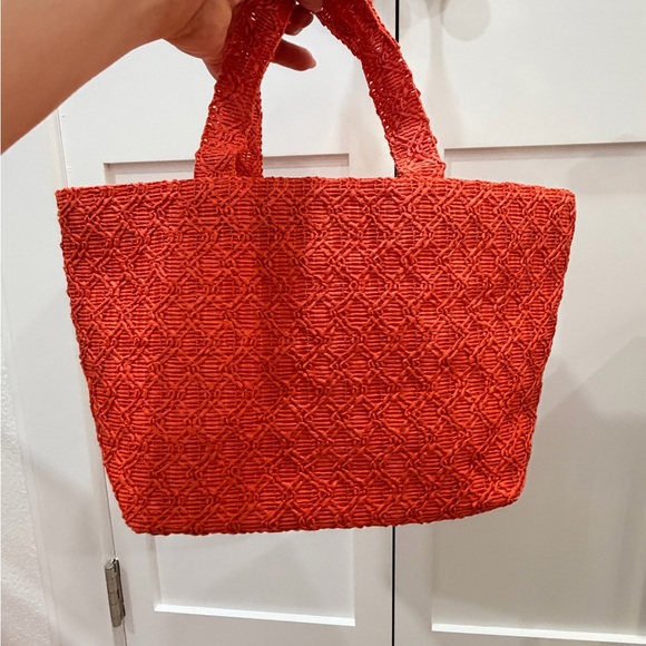 New! Limited Edition Dior Beauty Raffia Tote - Picture 3 of 9